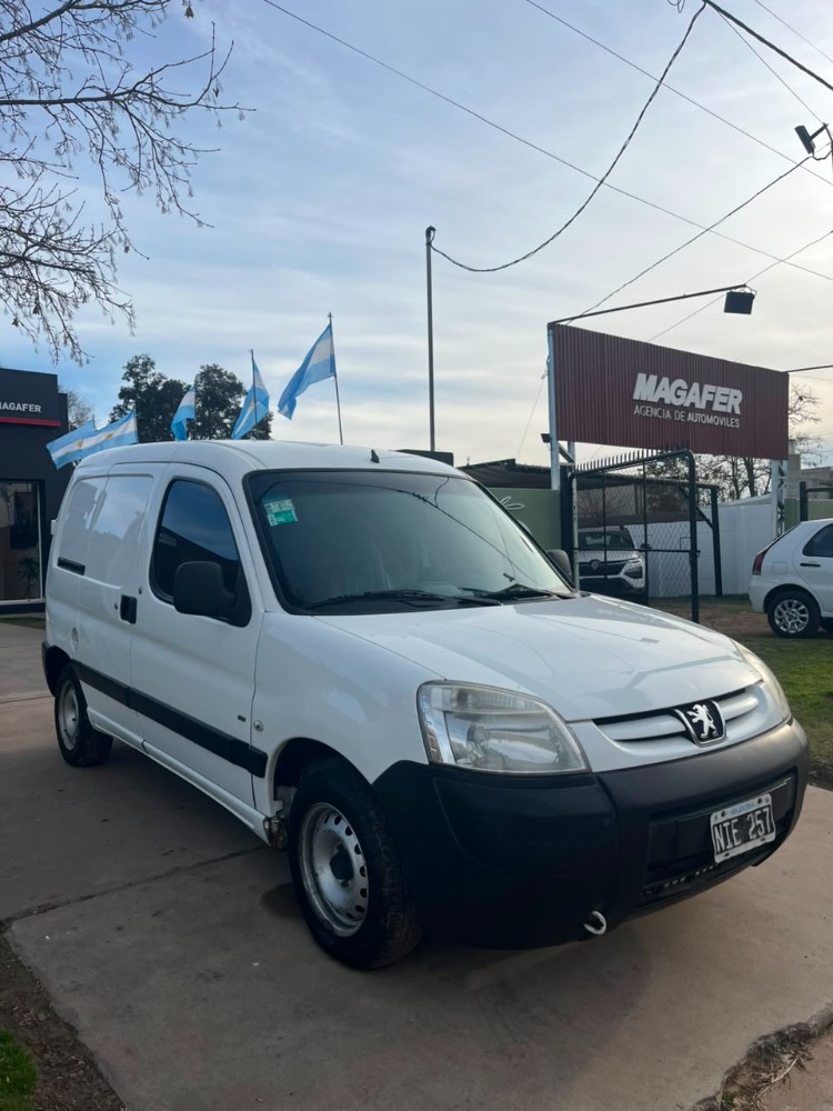 Peugeot PARTNER Furgon 1,6 Diesel Conf PLC ABG — foto 4